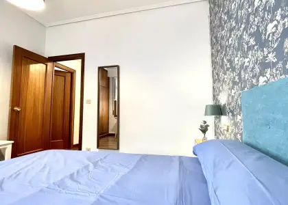 Habitación en piso compartido de 5 dormitorios en alquiler en Castaños, con todos los gastos incluidos en Bilbao